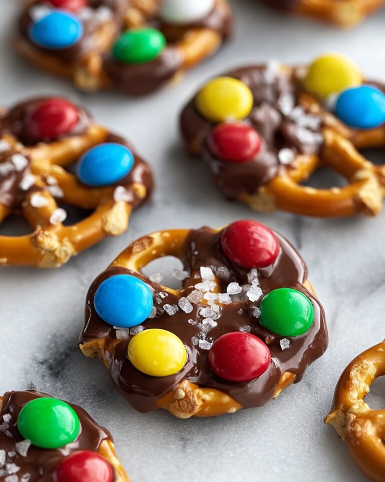 Christmas Pretzel Hugs Recipe