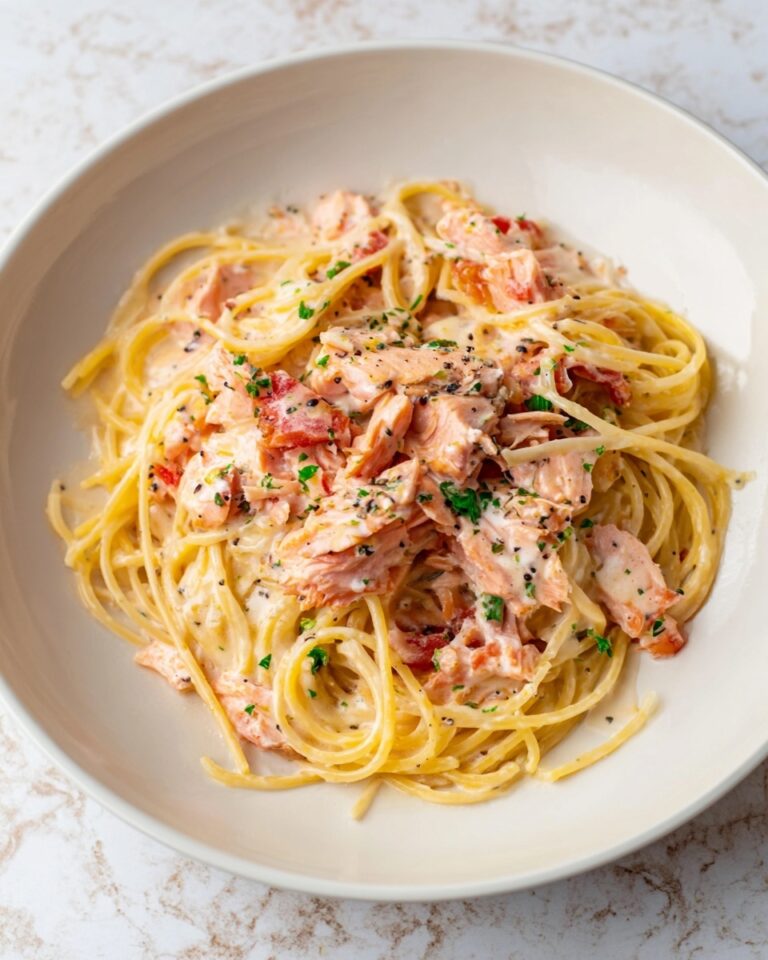 Creamy Lemon and Fresh Tomato Salmon Pasta Recipe