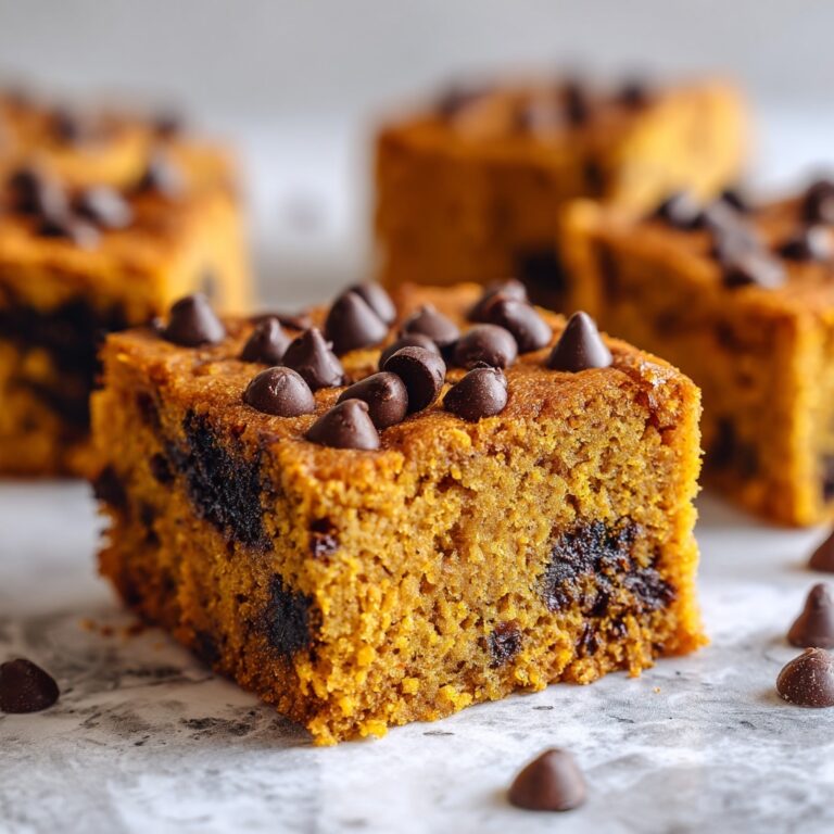 Pumpkin Chocolate Chip Blondies Recipe
