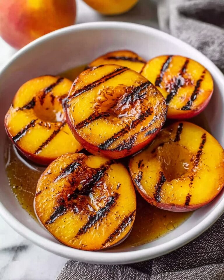 Sweet and Irresistible Brown Sugar Grilled Peaches: The Perfect Summer Dessert Recipe